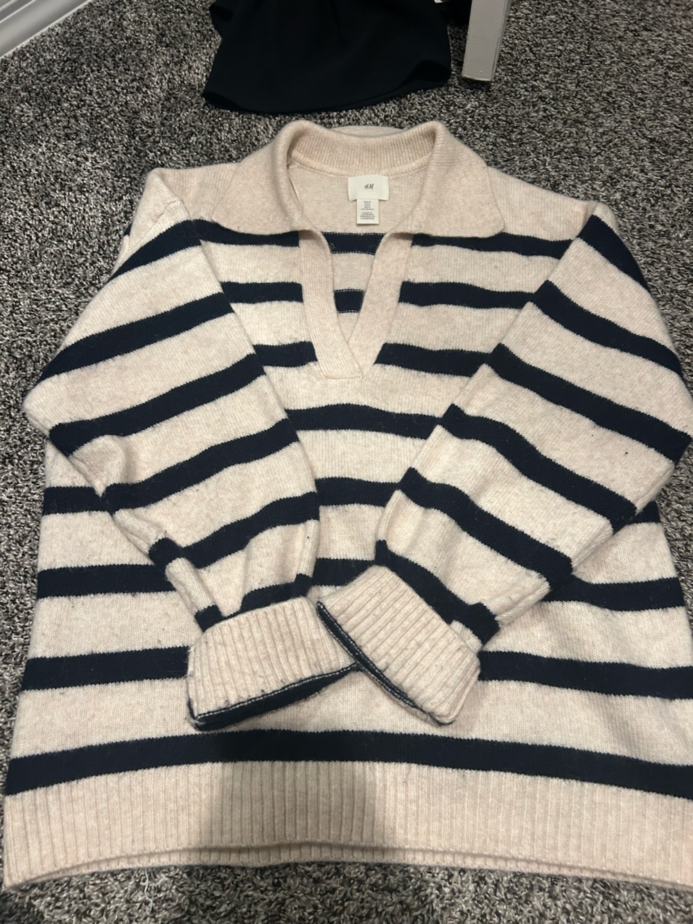H&M Cream and Navy Striped V-Neck Sweater